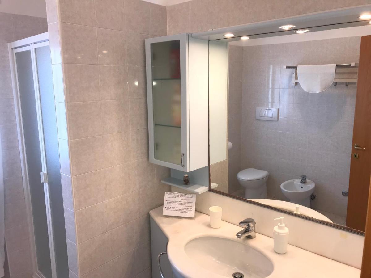 Residenza D'Agnese Apartment Montesilvano Bagian luar foto