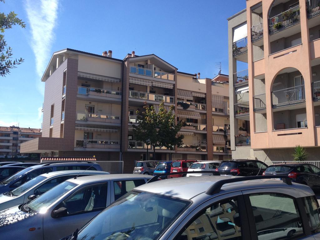 Residenza D'Agnese Apartment Montesilvano Bagian luar foto